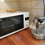 Cozy Apartment Ljubljana With Free Parking And Balcony